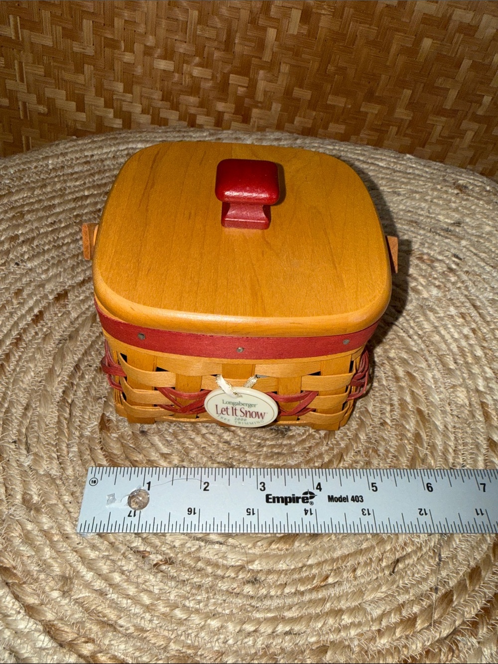 Longaberger 2000 Let It Snow Tree Trimming Basket w Lid Tie-On - Picture 12 of 13